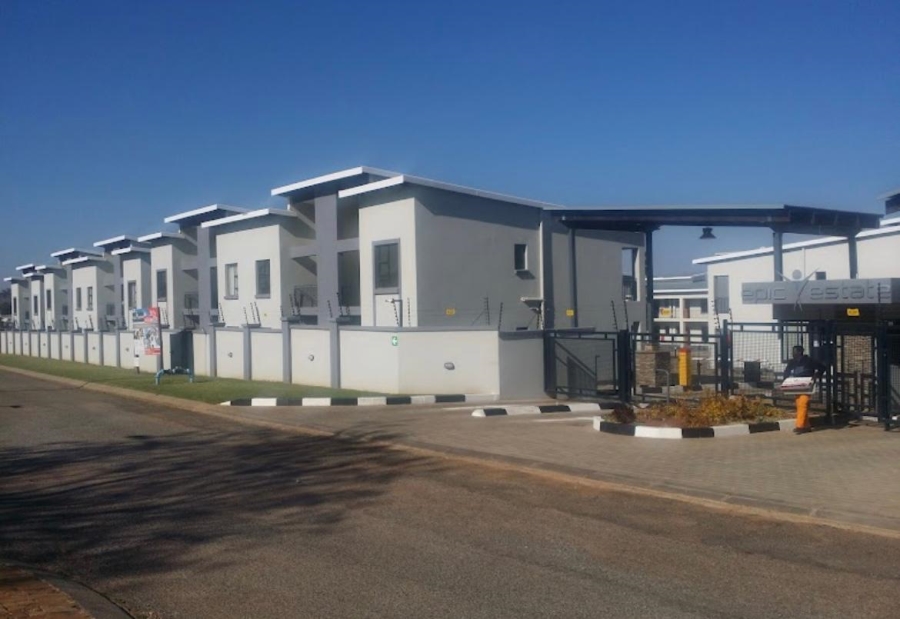 2 Bedroom Property for Sale in Witpoortjie Gauteng