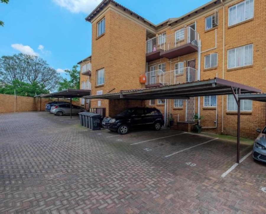 2 Bedroom Property for Sale in Silverfields Gauteng