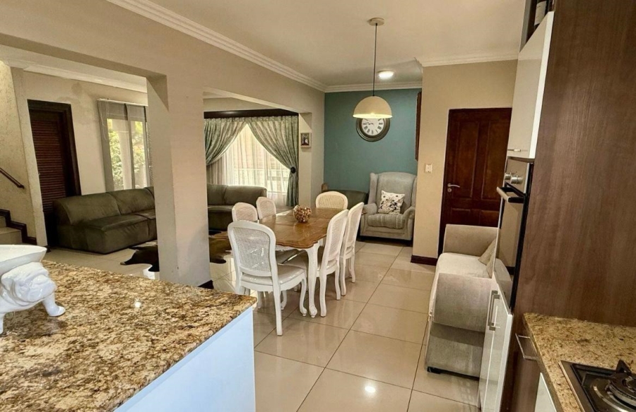 3 Bedroom Property for Sale in Wildtuinpark Gauteng