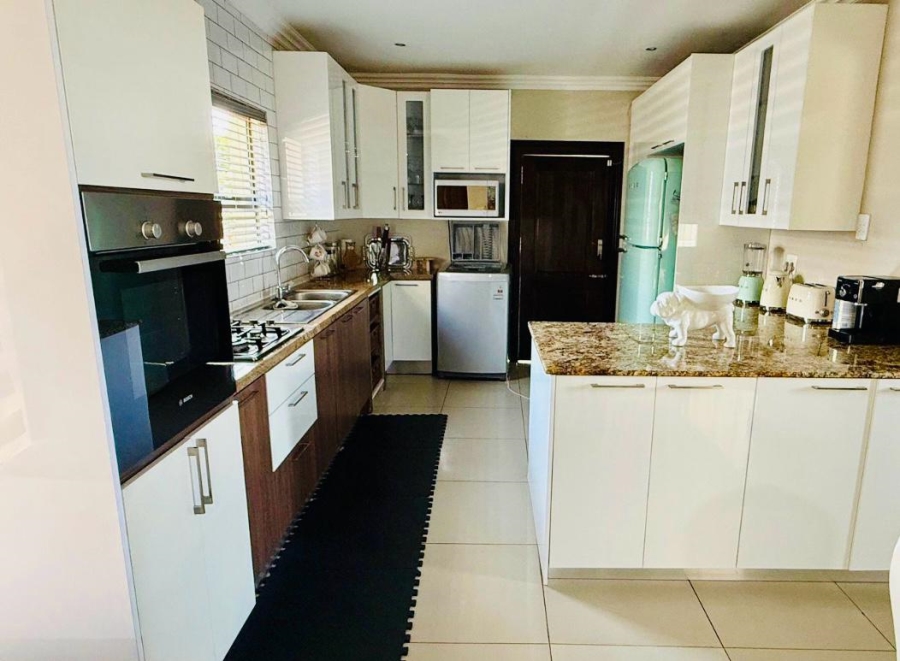 3 Bedroom Property for Sale in Wildtuinpark Gauteng