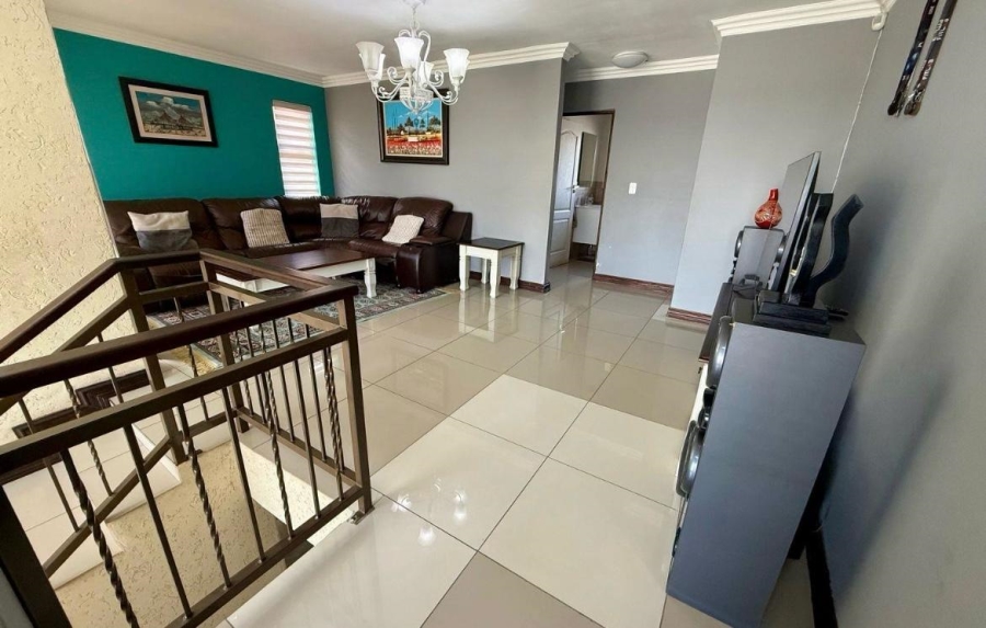 3 Bedroom Property for Sale in Wildtuinpark Gauteng