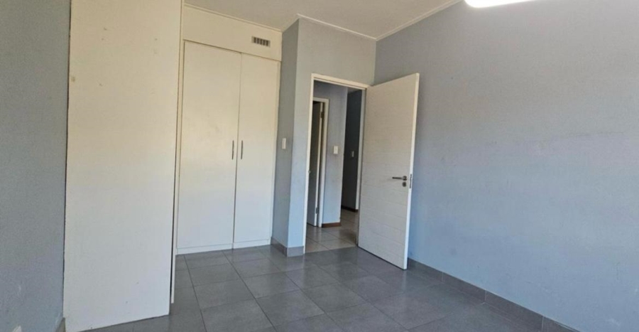 1 Bedroom Property for Sale in Jackal Creek Golf Estate Gauteng