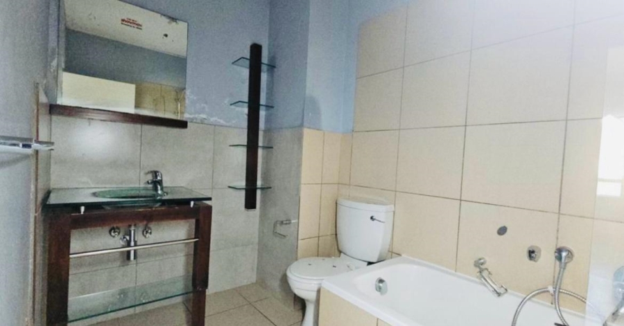 1 Bedroom Property for Sale in Jackal Creek Golf Estate Gauteng