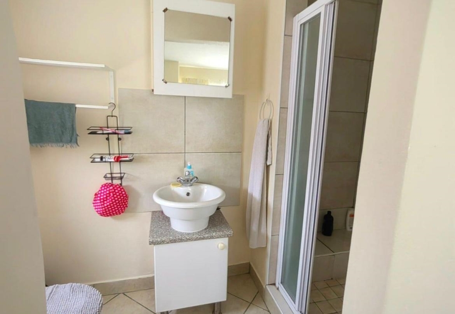 2 Bedroom Property for Sale in Sugar Bush Estate Gauteng