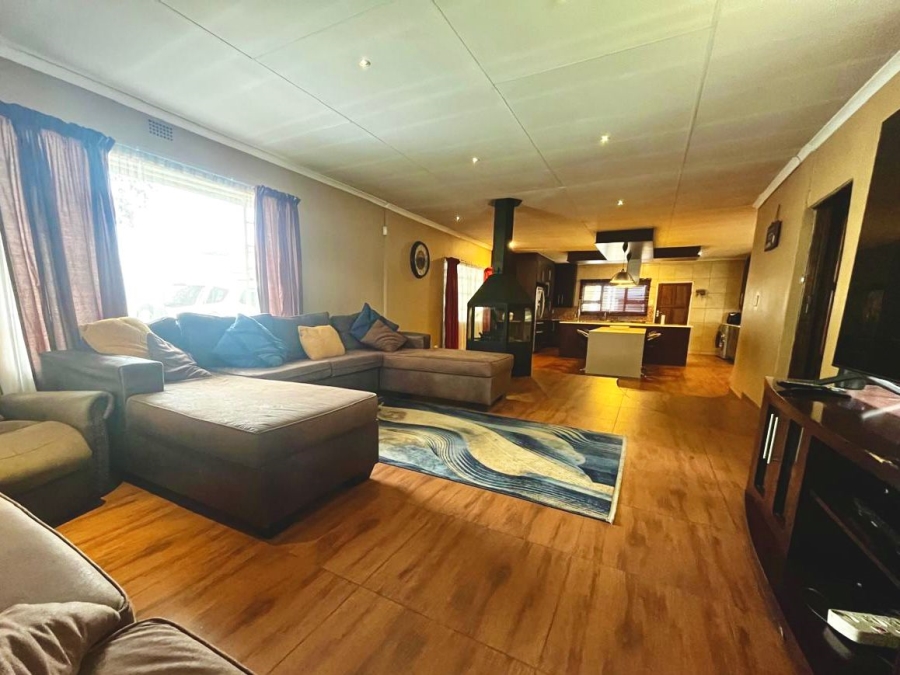 4 Bedroom Property for Sale in Comet Gauteng