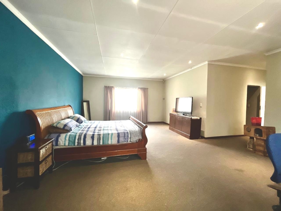 4 Bedroom Property for Sale in Comet Gauteng