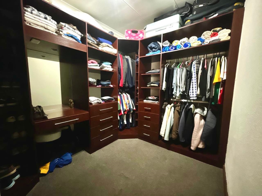 4 Bedroom Property for Sale in Comet Gauteng