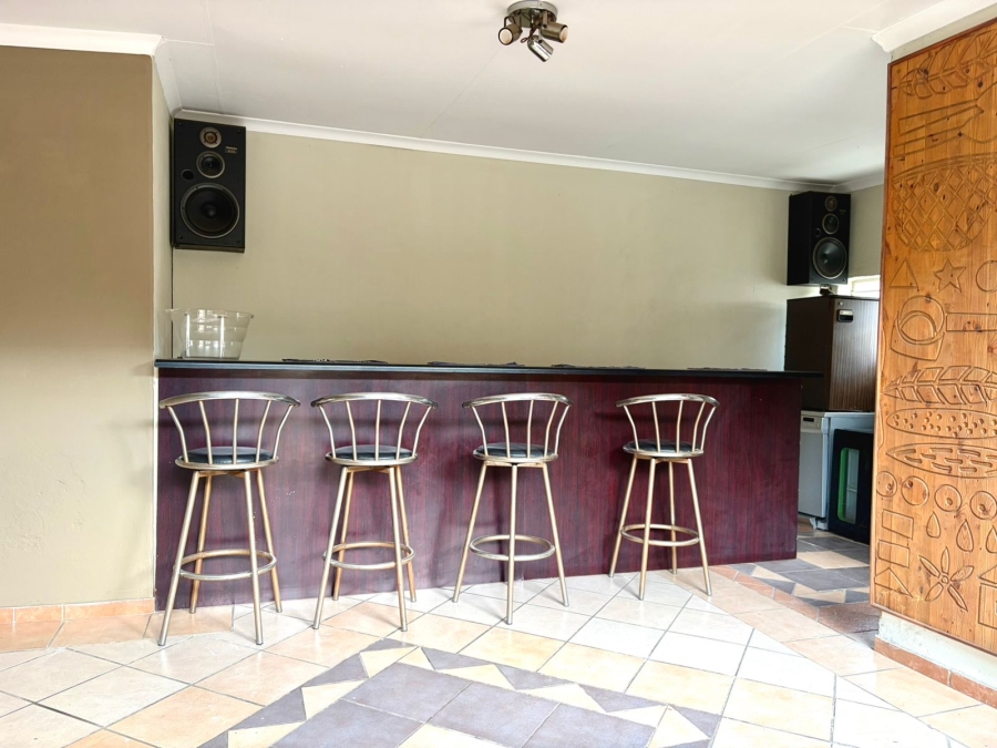 4 Bedroom Property for Sale in Comet Gauteng