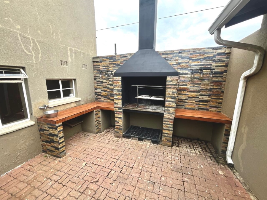 4 Bedroom Property for Sale in Comet Gauteng