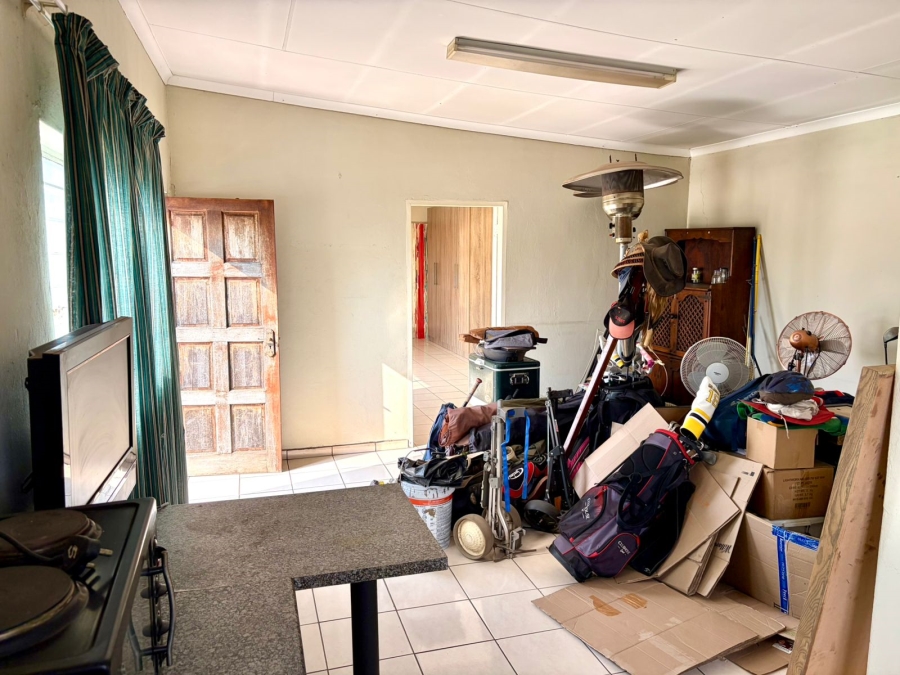 4 Bedroom Property for Sale in Comet Gauteng