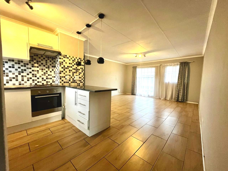 2 Bedroom Property for Sale in Ravenswood Gauteng