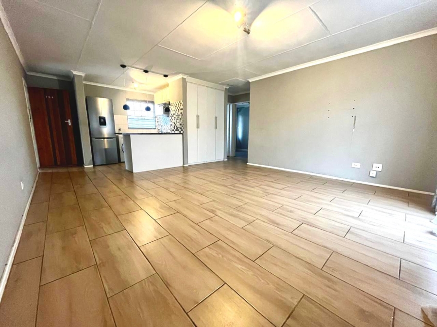 2 Bedroom Property for Sale in Ravenswood Gauteng