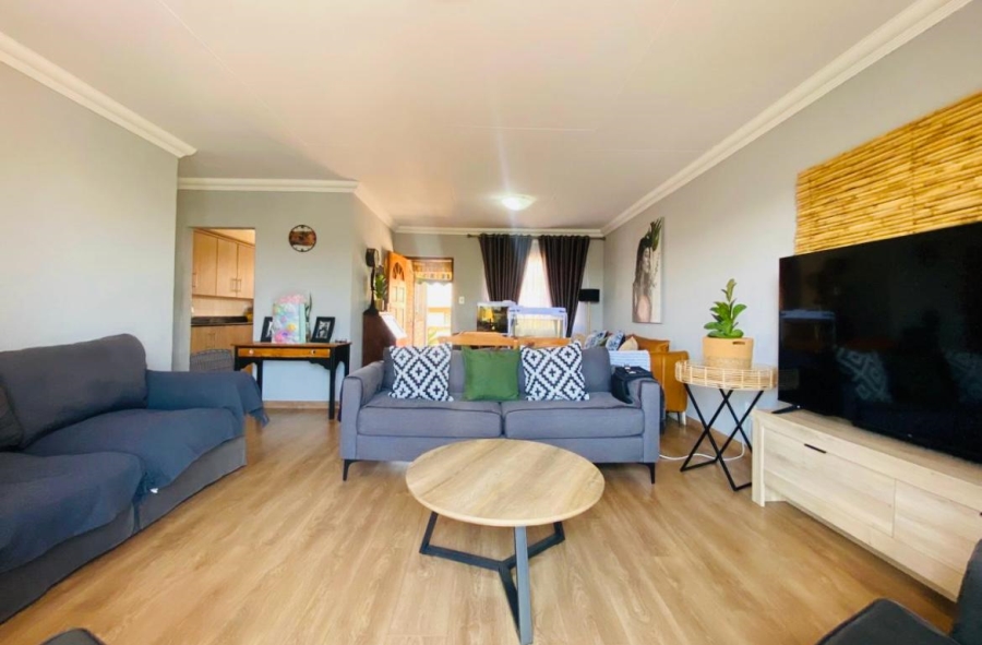 3 Bedroom Property for Sale in Noordheuwel Gauteng