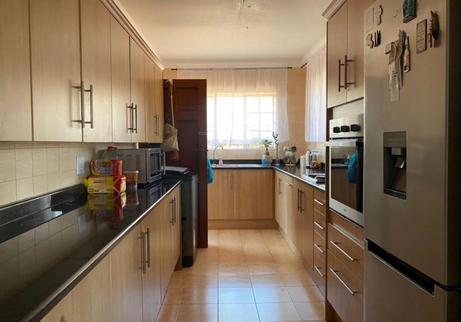 3 Bedroom Property for Sale in Noordheuwel Gauteng