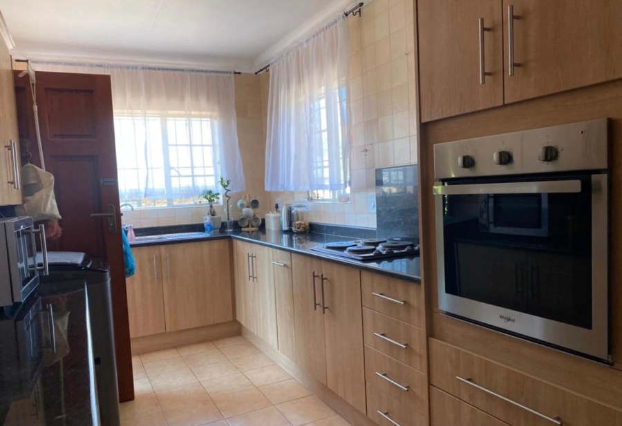 3 Bedroom Property for Sale in Noordheuwel Gauteng