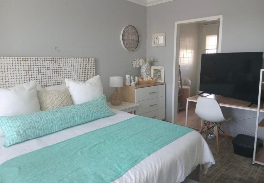 3 Bedroom Property for Sale in Noordheuwel Gauteng