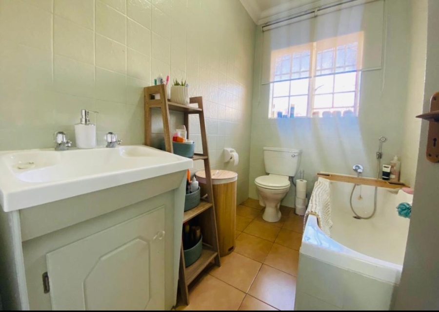 3 Bedroom Property for Sale in Noordheuwel Gauteng