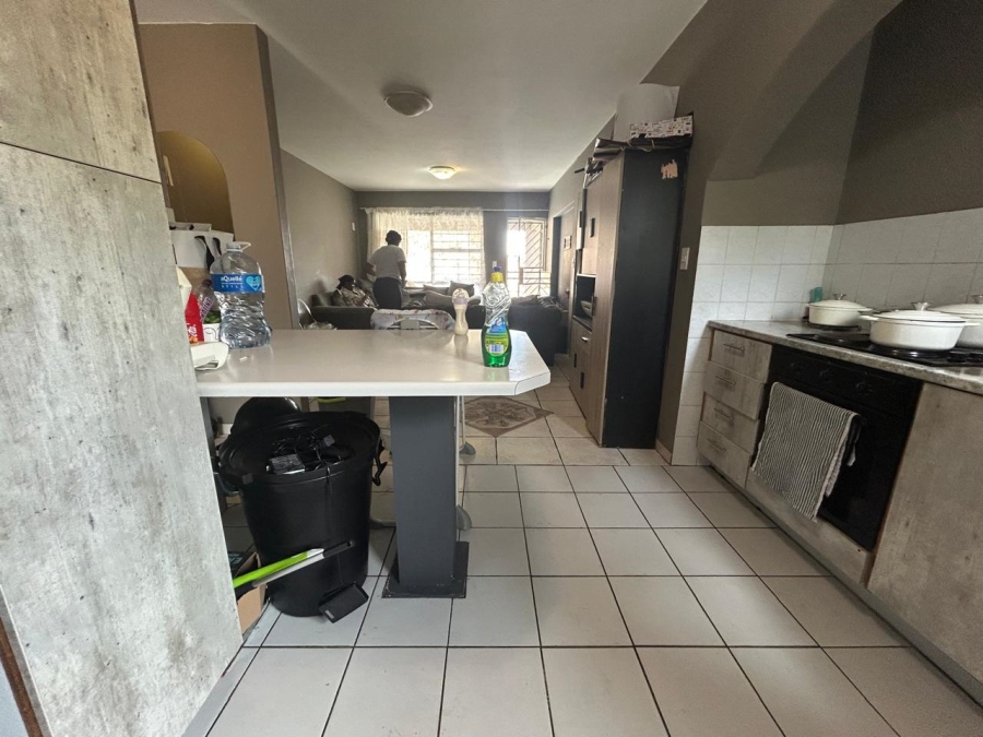 2 Bedroom Property for Sale in Roodekrans Gauteng