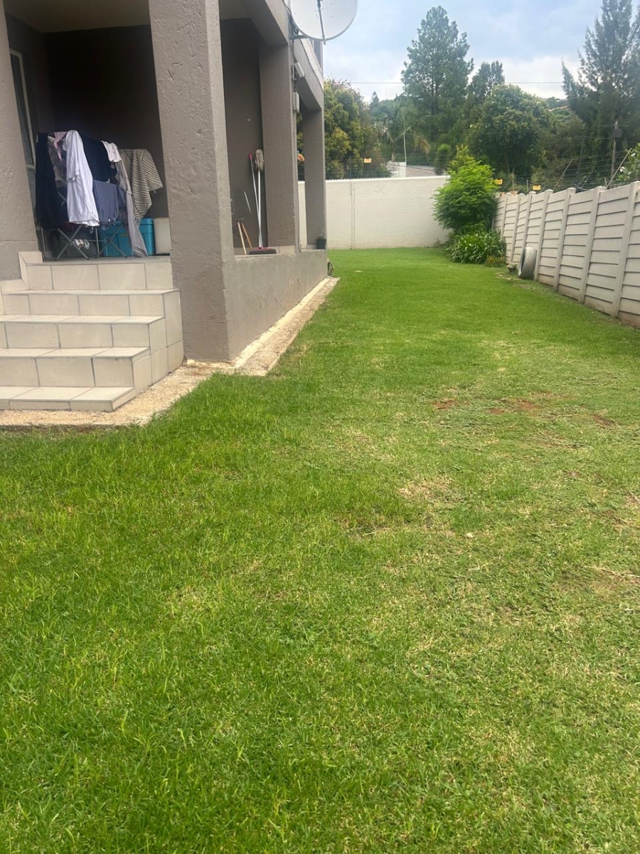 2 Bedroom Property for Sale in Roodekrans Gauteng