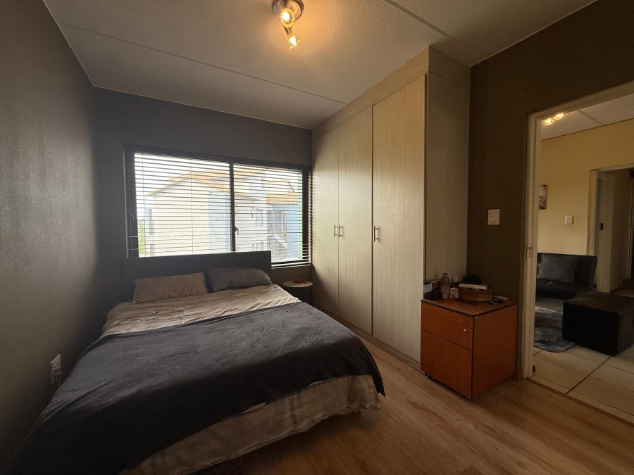 2 Bedroom Property for Sale in Honeydew Gauteng