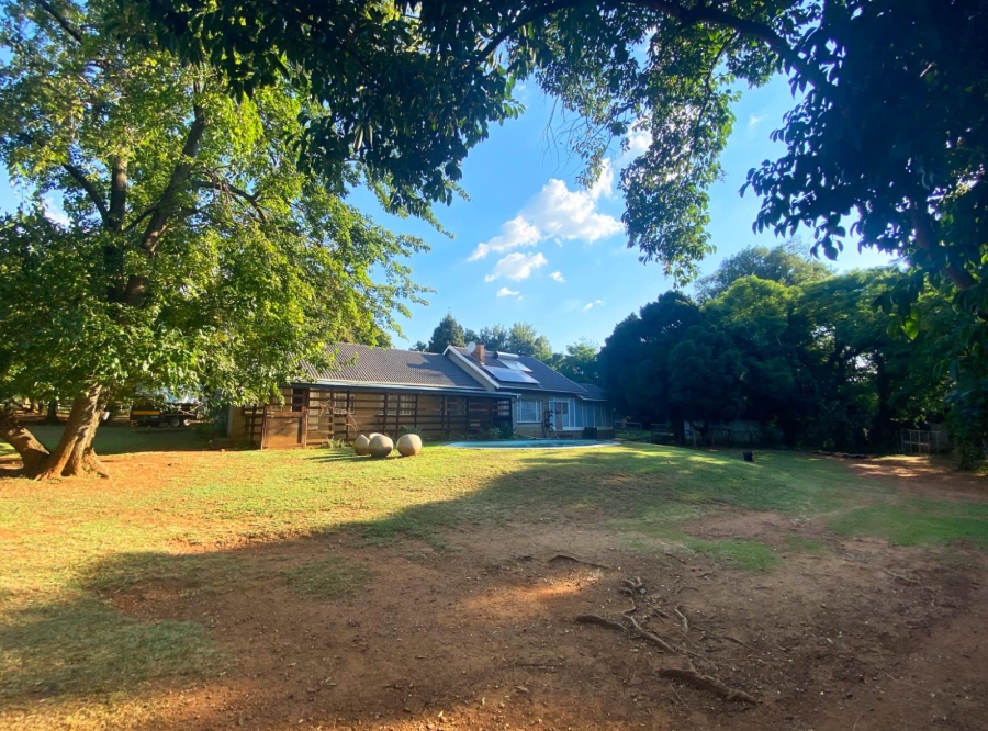 6 Bedroom Property for Sale in Northvale A H Gauteng