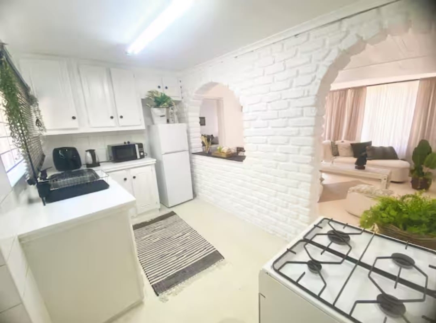 6 Bedroom Property for Sale in Northvale A H Gauteng