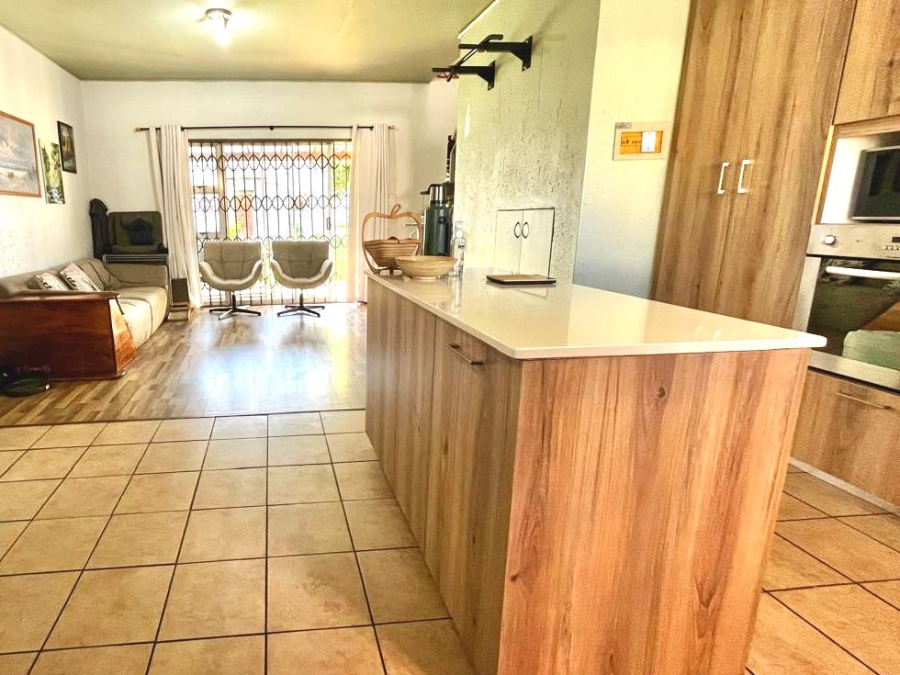 2 Bedroom Property for Sale in Greenstone Hill Gauteng