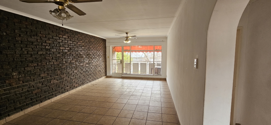 2 Bedroom Property for Sale in Vereeniging Gauteng