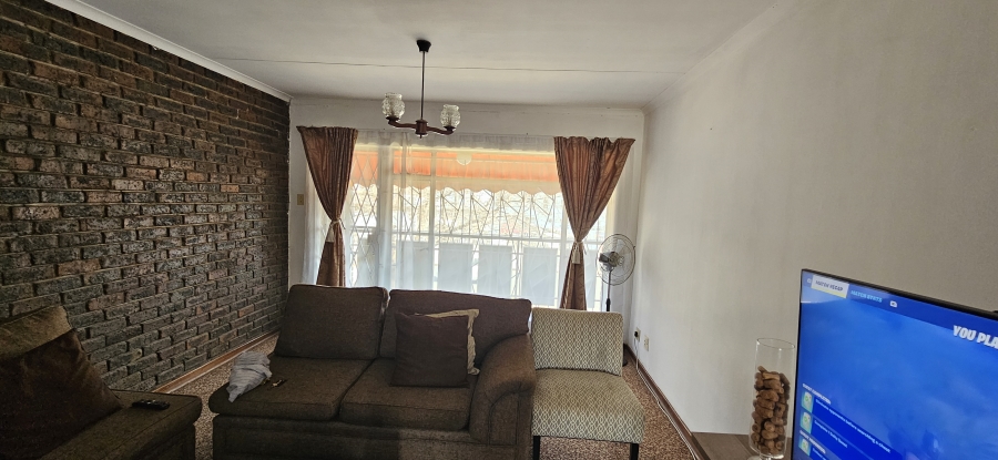 2 Bedroom Property for Sale in Vereeniging Gauteng