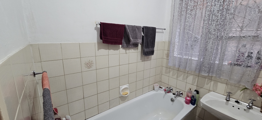 2 Bedroom Property for Sale in Vereeniging Gauteng