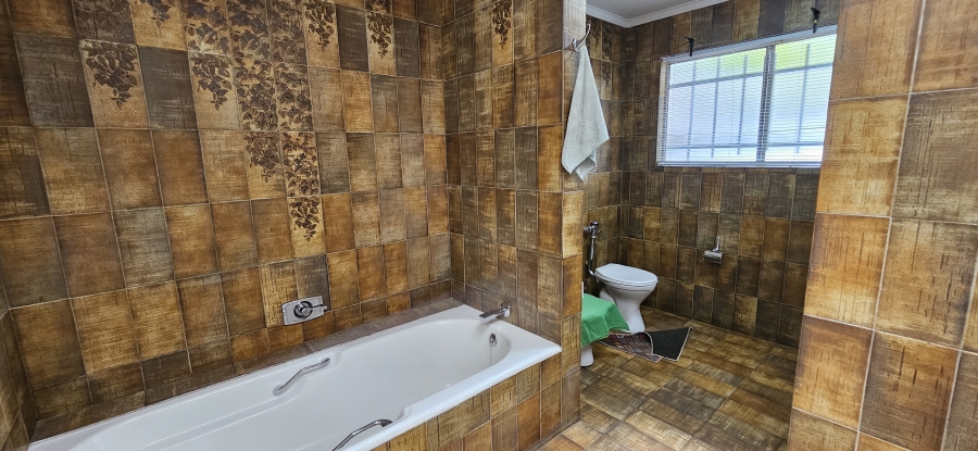 3 Bedroom Property for Sale in Three Rivers Proper Gauteng