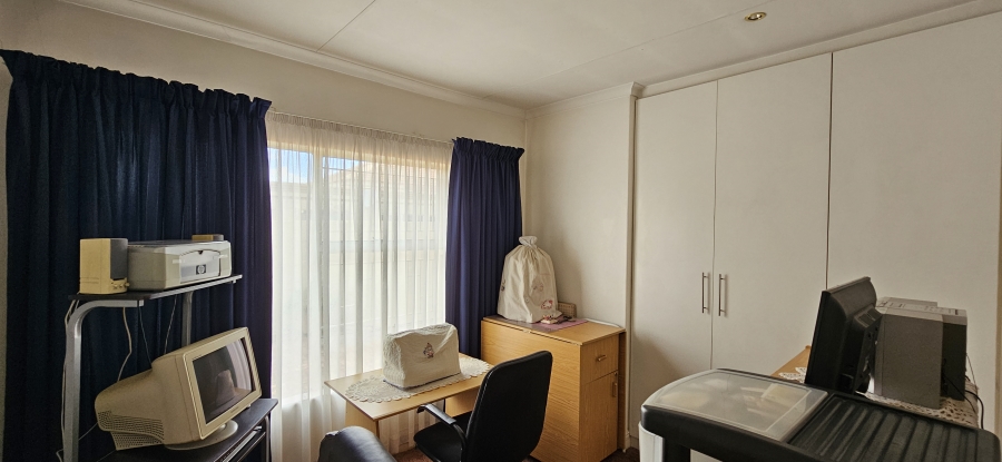 3 Bedroom Property for Sale in Arcon Park Gauteng