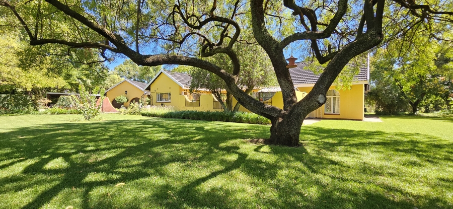 4 Bedroom Property for Sale in Three Rivers Proper Gauteng