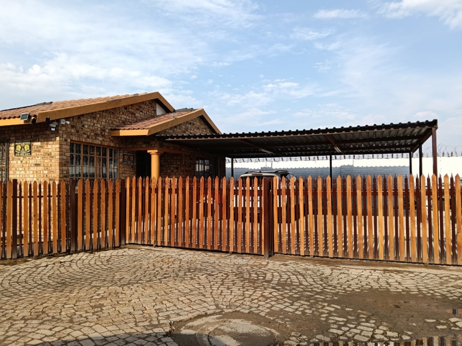 3 Bedroom Property for Sale in Westergloor Gauteng