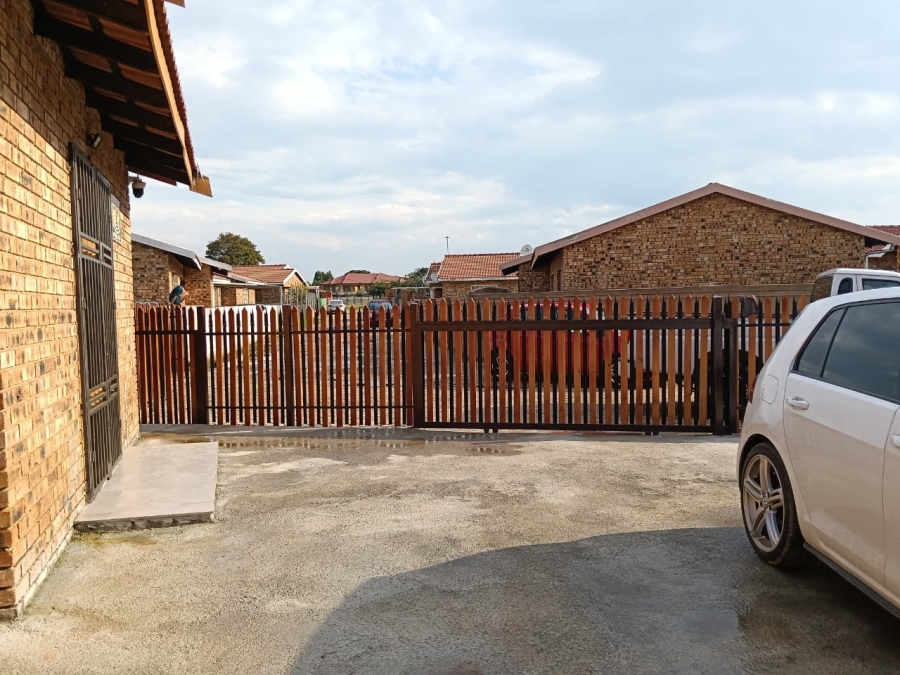 3 Bedroom Property for Sale in Westergloor Gauteng
