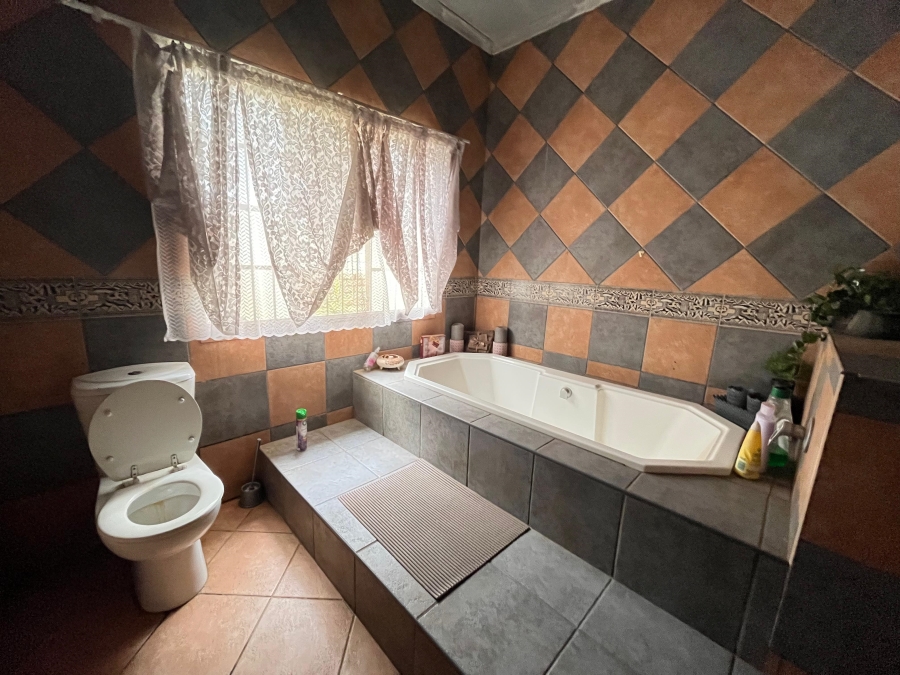 3 Bedroom Property for Sale in Tenacre A H Gauteng