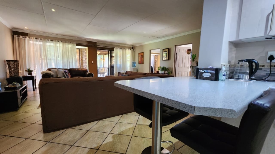 3 Bedroom Property for Sale in Zwavelpoort Gauteng