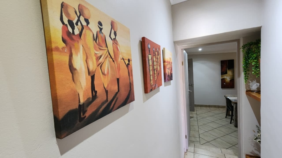 3 Bedroom Property for Sale in Zwavelpoort Gauteng