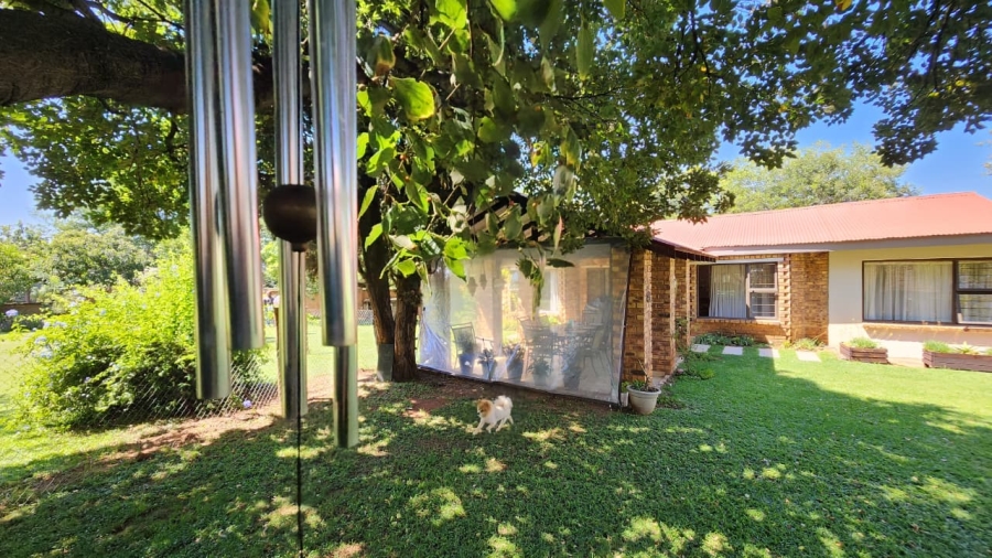 3 Bedroom Property for Sale in Zwavelpoort Gauteng