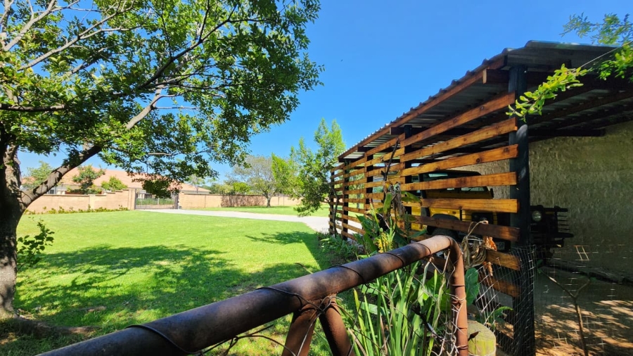 3 Bedroom Property for Sale in Zwavelpoort Gauteng