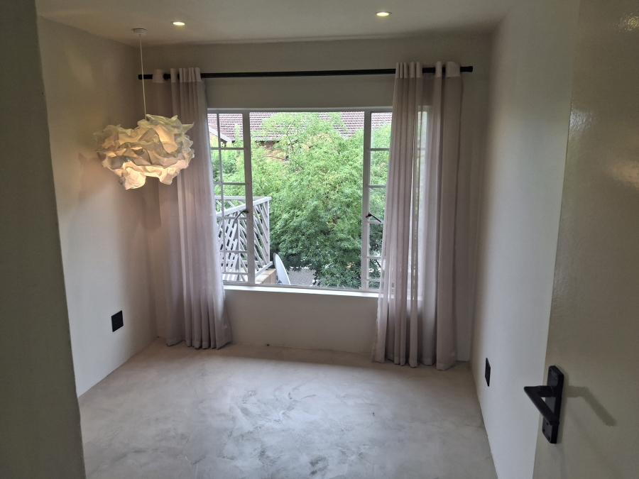 2 Bedroom Property for Sale in Garsfontein Gauteng