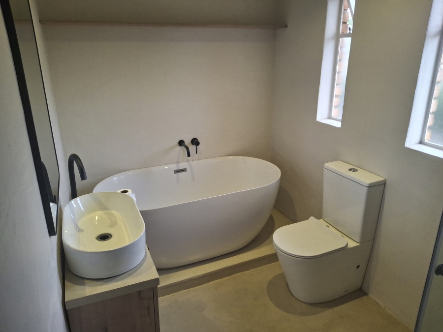 2 Bedroom Property for Sale in Garsfontein Gauteng
