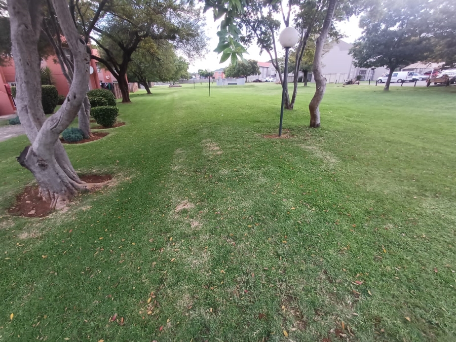 To Let 2 Bedroom Property for Rent in Meyersdal Gauteng