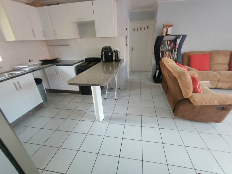 To Let 2 Bedroom Property for Rent in Meyersdal Gauteng