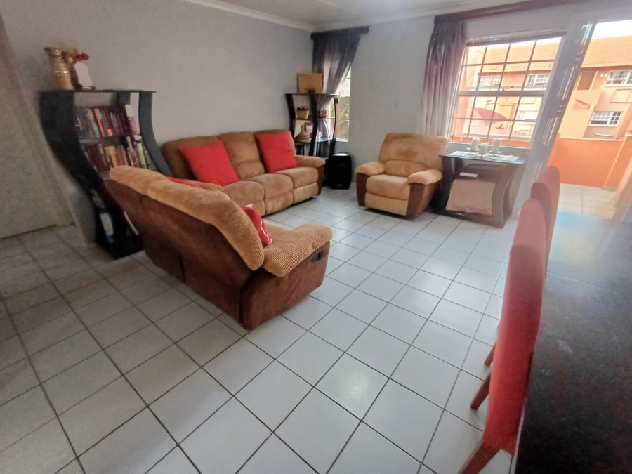 To Let 2 Bedroom Property for Rent in Meyersdal Gauteng