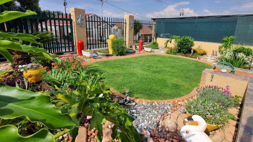 3 Bedroom Property for Sale in South Crest Gauteng