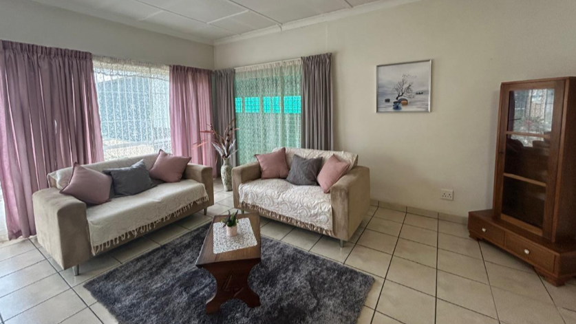 3 Bedroom Property for Sale in South Crest Gauteng