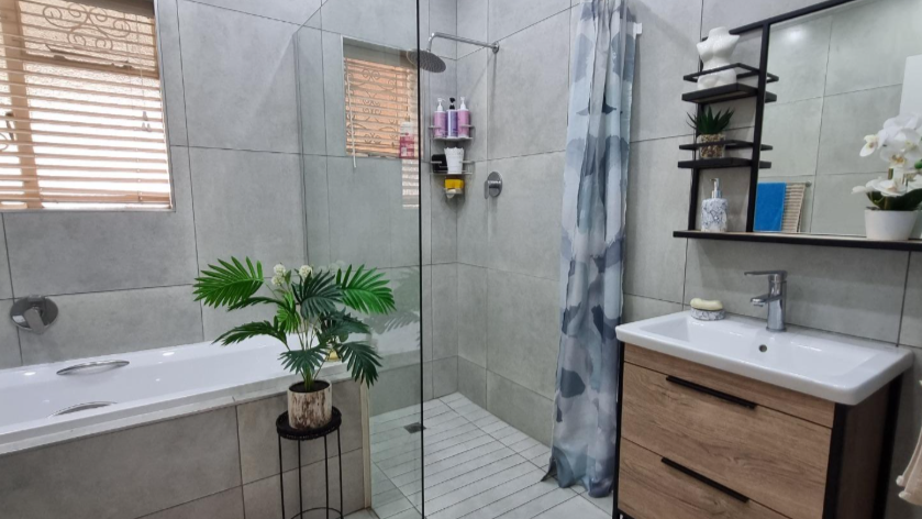 3 Bedroom Property for Sale in South Crest Gauteng