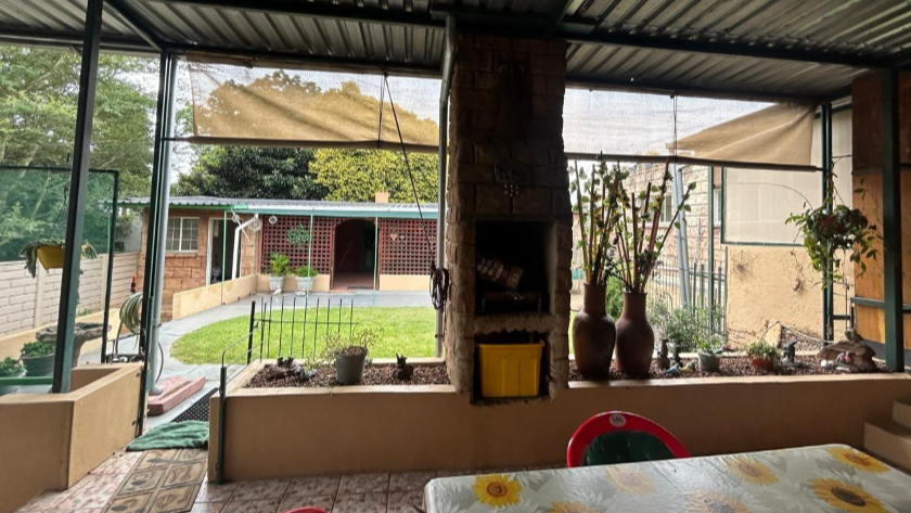 3 Bedroom Property for Sale in South Crest Gauteng
