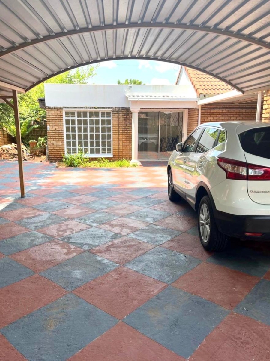 3 Bedroom Property for Sale in Newlands Gauteng